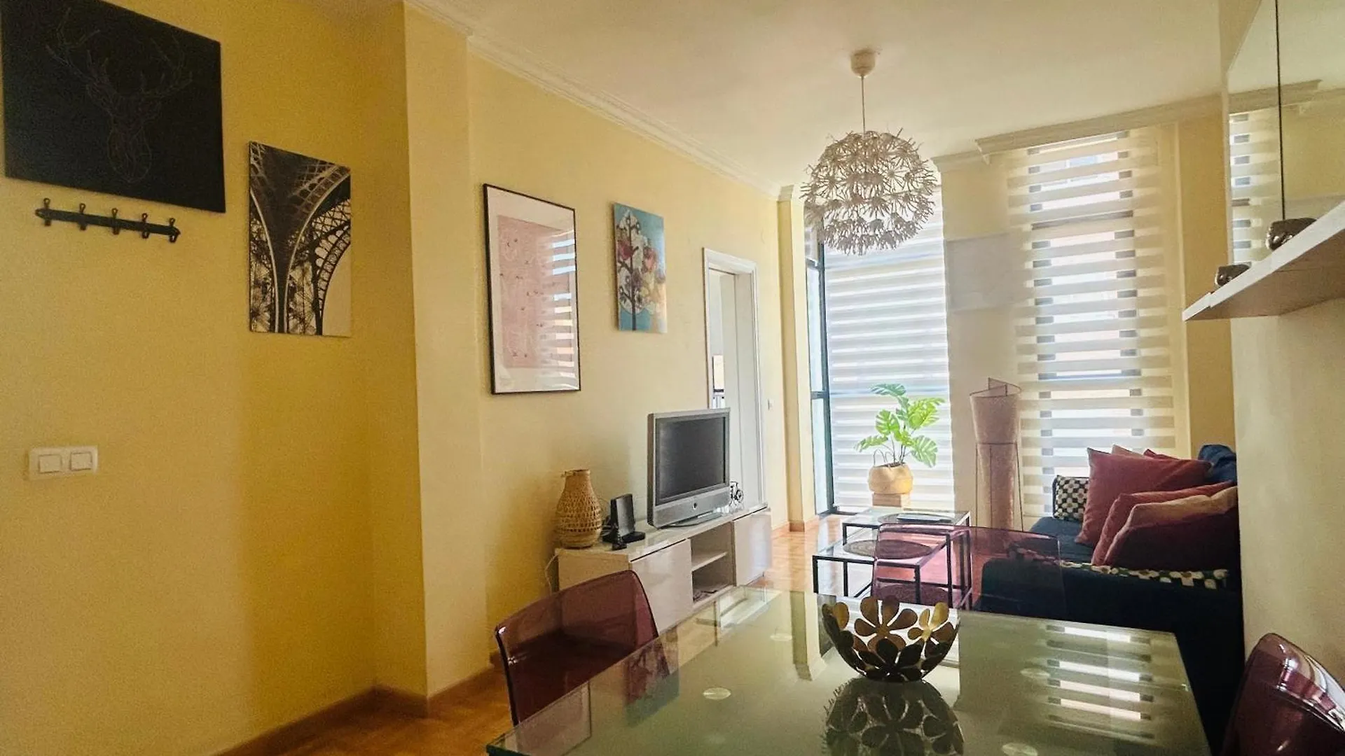 Terrace Relax Apartment. City & Beach Málaga Apartamento